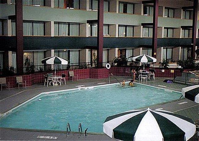 Fern Valley Hotel And Conference Center Louisville Facilidades foto